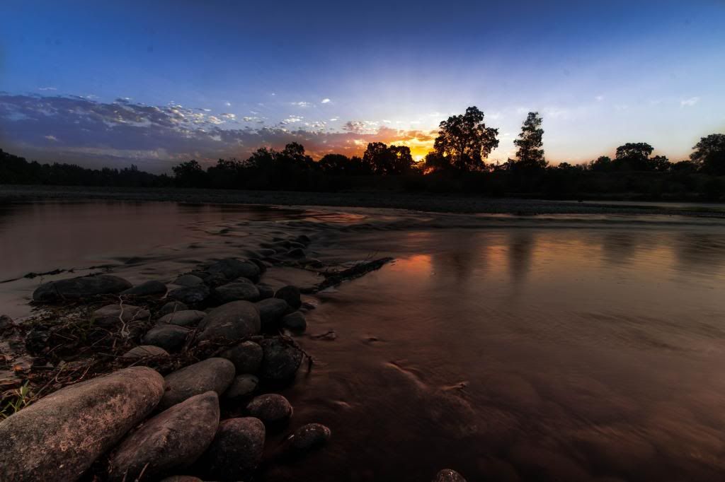 IMAGE: http://i1103.photobucket.com/albums/g463/Roc34ky/IMG_9777-4.jpg