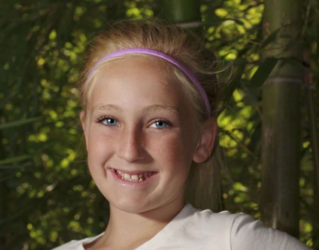 IMAGE: http://i1103.photobucket.com/albums/g463/Roc34ky/LexieBambooPortrate.jpg