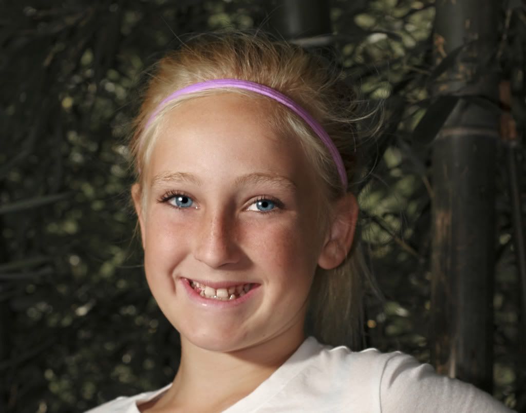 IMAGE: http://i1103.photobucket.com/albums/g463/Roc34ky/LexieBambooPortratev1.jpg