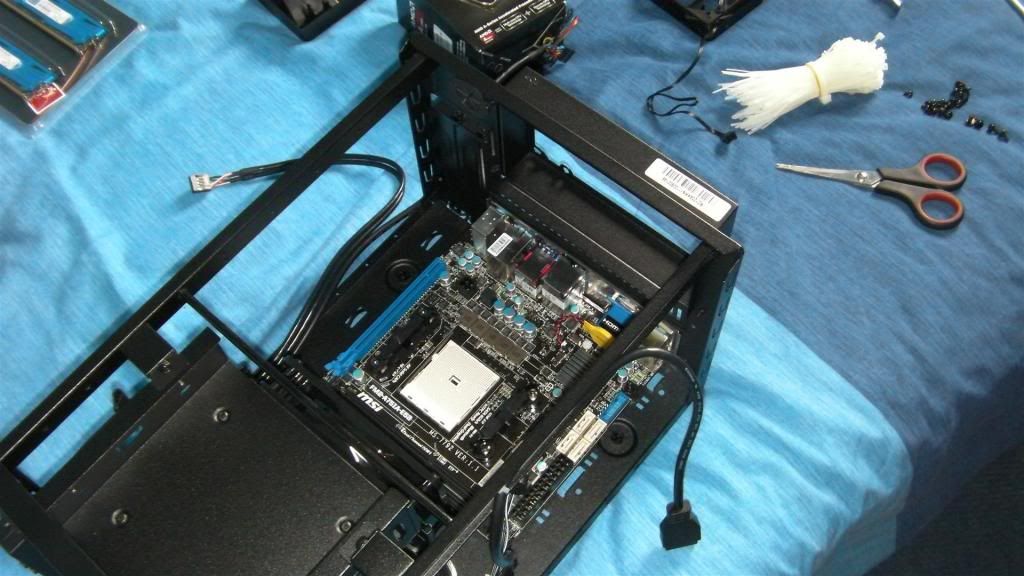 lan04Large_zps7c14a553.jpg