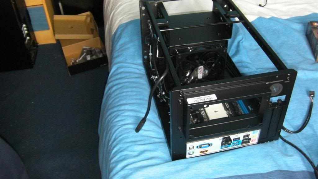 lan05Large_zpsa3756cb9.jpg