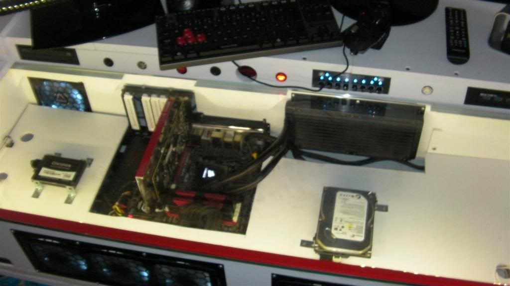 desk55_zps115ae3e1.jpg