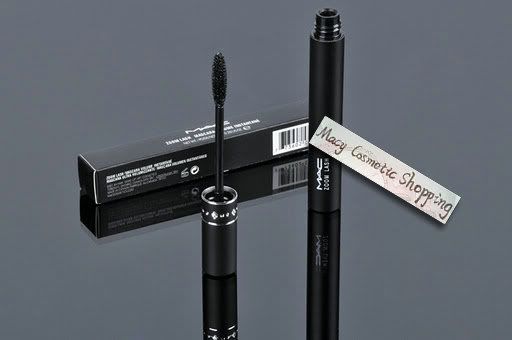 flower zoom in mascara review