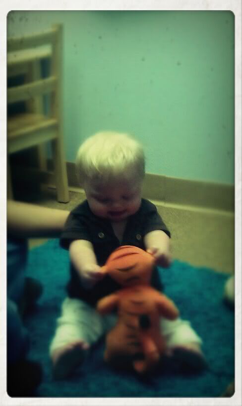 Filter: Grainy,Frame: Rounded White,Snapbucket