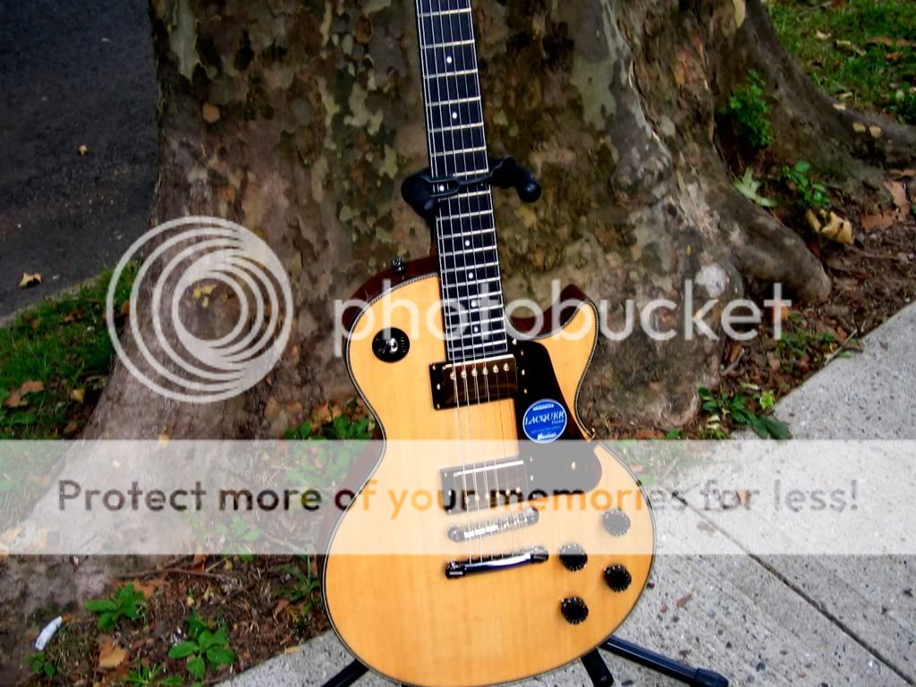 Archtop Jazz Guitar Seventy Seven Stork Jazz model handmade in Japan 